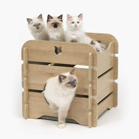 Vesper Premium Oak Cottage - Cat Beds & Carriers